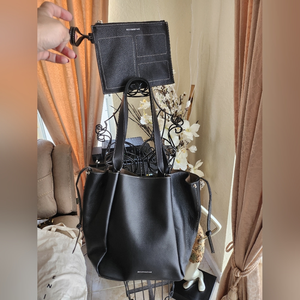 Clementine leather bag with Wristlet and tote bag